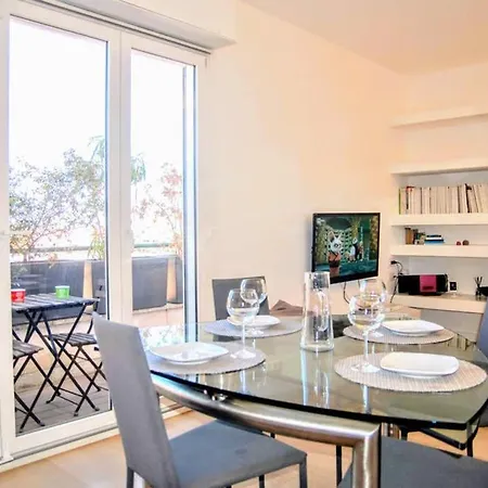 Apartment A Terrific Terrace Penthouse *