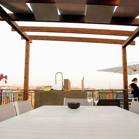 A Terrific Terrace Penthouse *