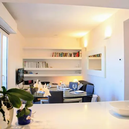 A Terrific Terrace Penthouse Apartment Rome